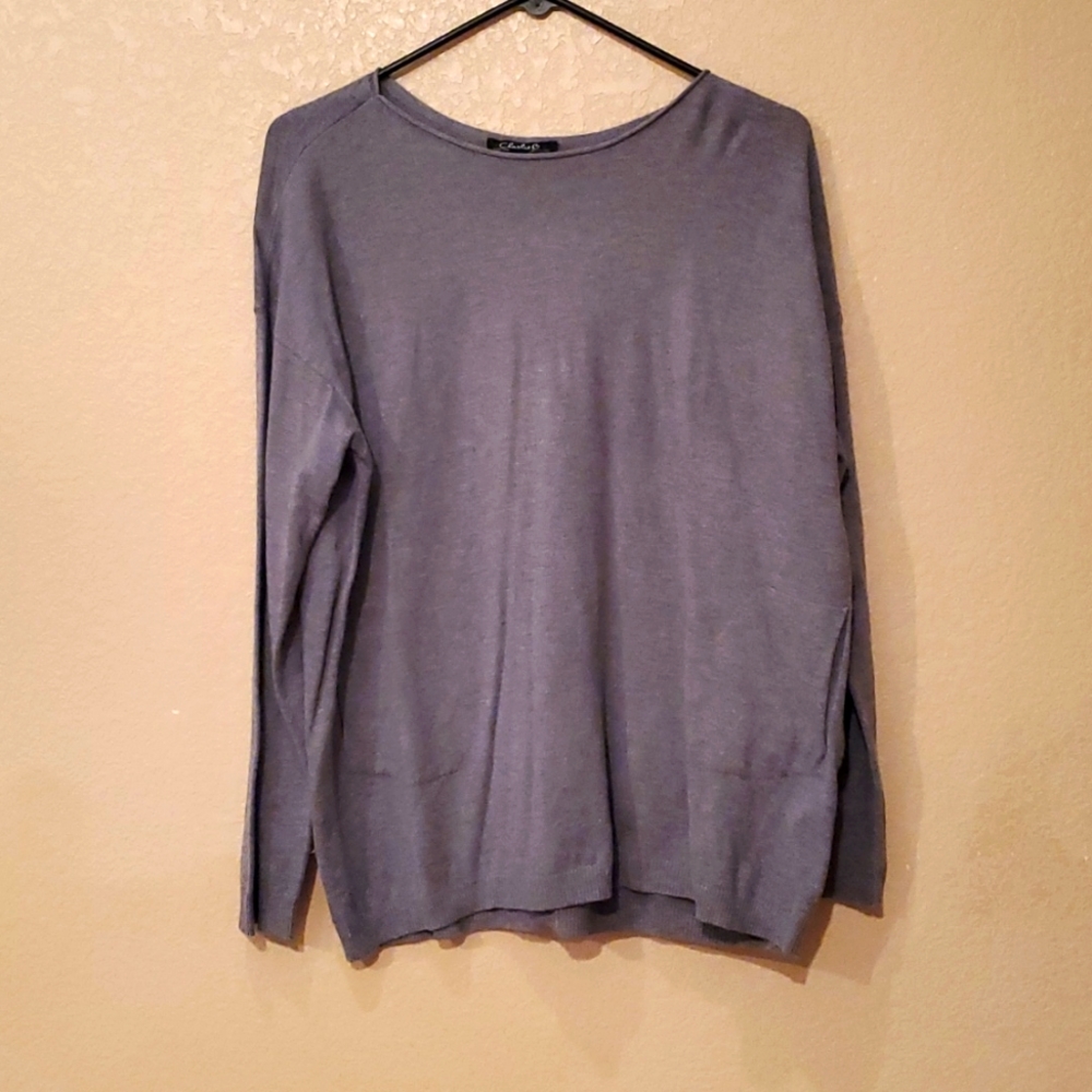 Charlie B top